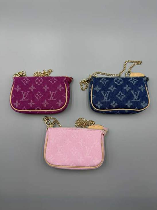 Picture of Louis Vuitton Wallets _SKUfw238757535fw